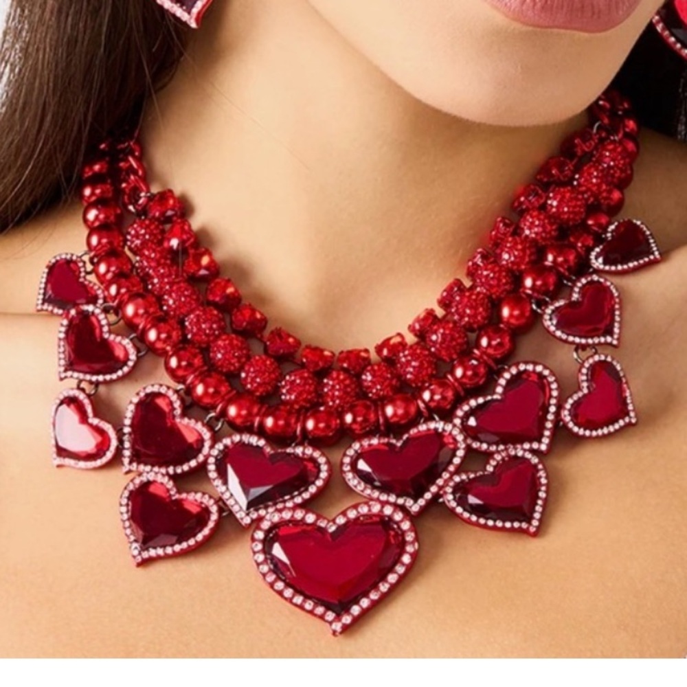 🩶BETSEY JOHNSON PAVE HEART MULTI-LINKS NECKLACE - NWT🩶